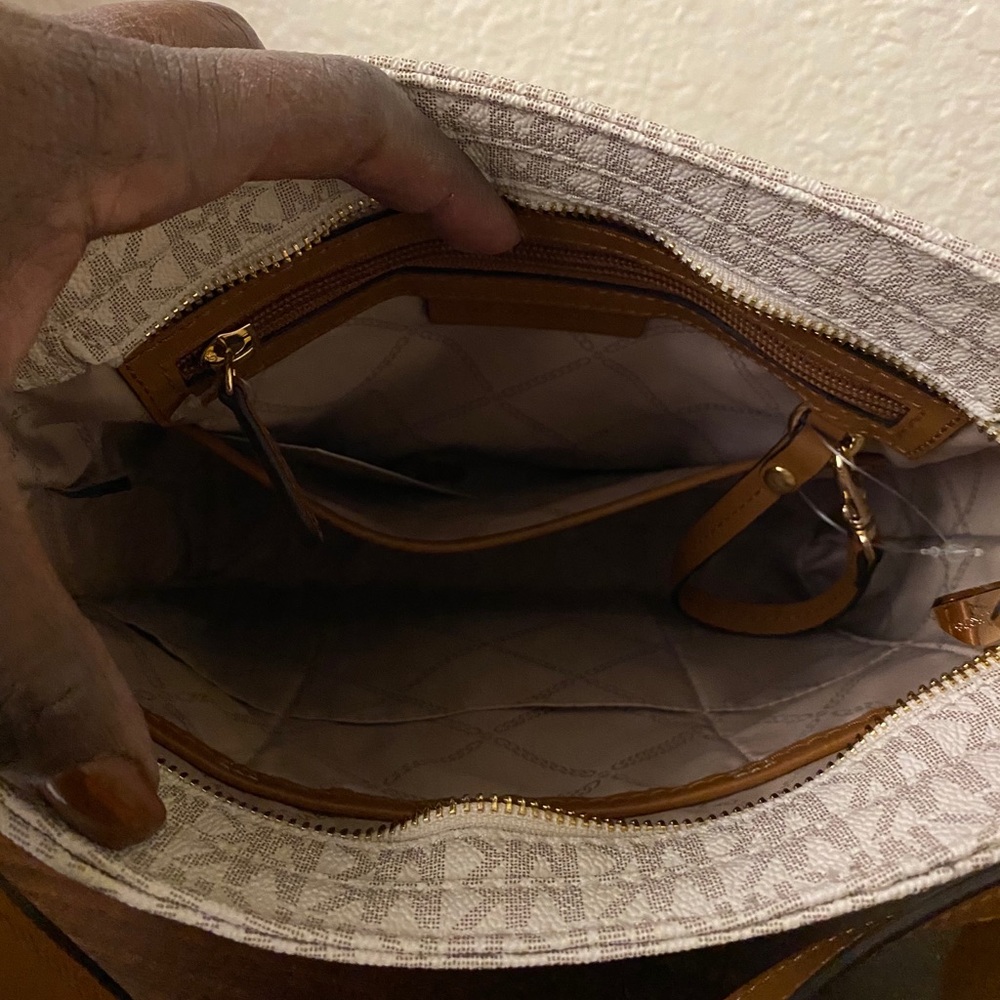 Authentic Michael Kors!!! - Picture 2 of 6
